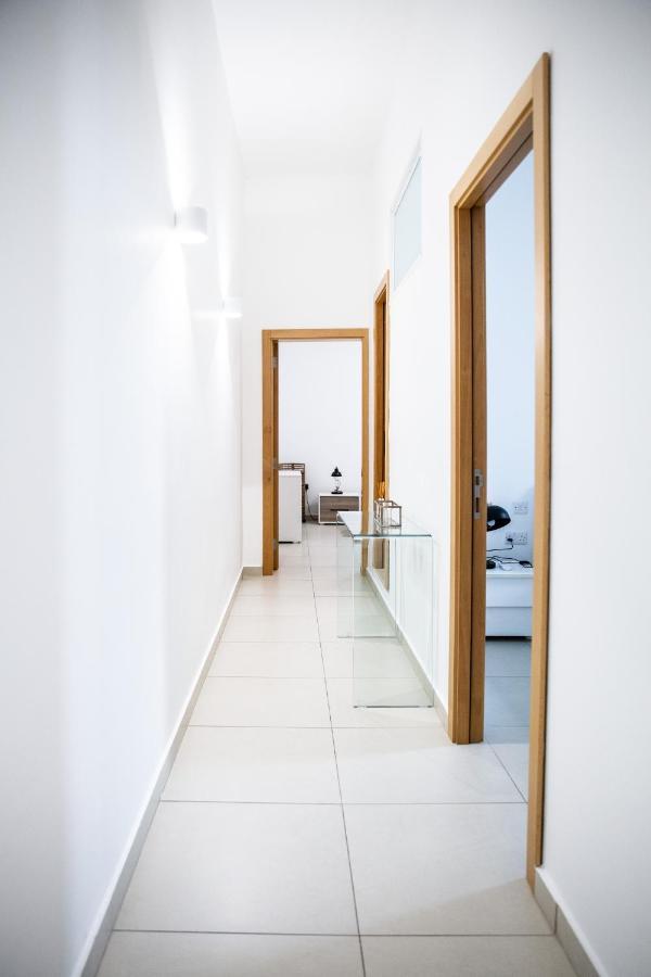 Valletta Center Apartment By Arcobnb Buitenkant foto